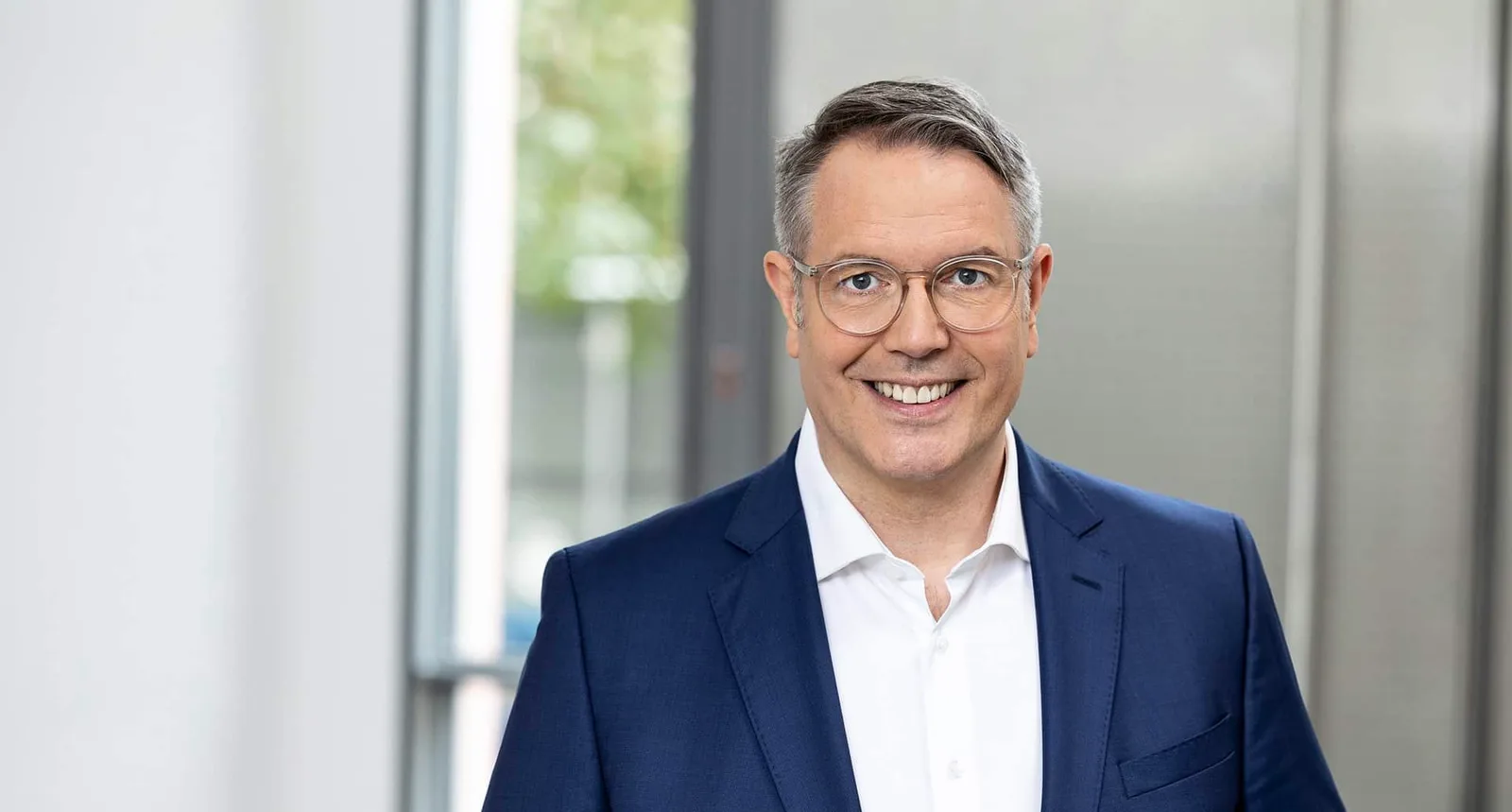 Schweitzer zeichnet Retter des Hoteleinsturzes von Kröv aus