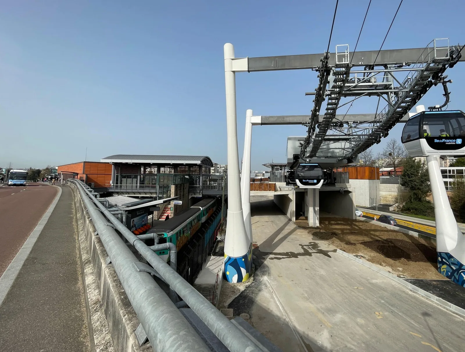 So fährt die Zukunft: VRN schaut sich Pariser Mega-Seilbahn an