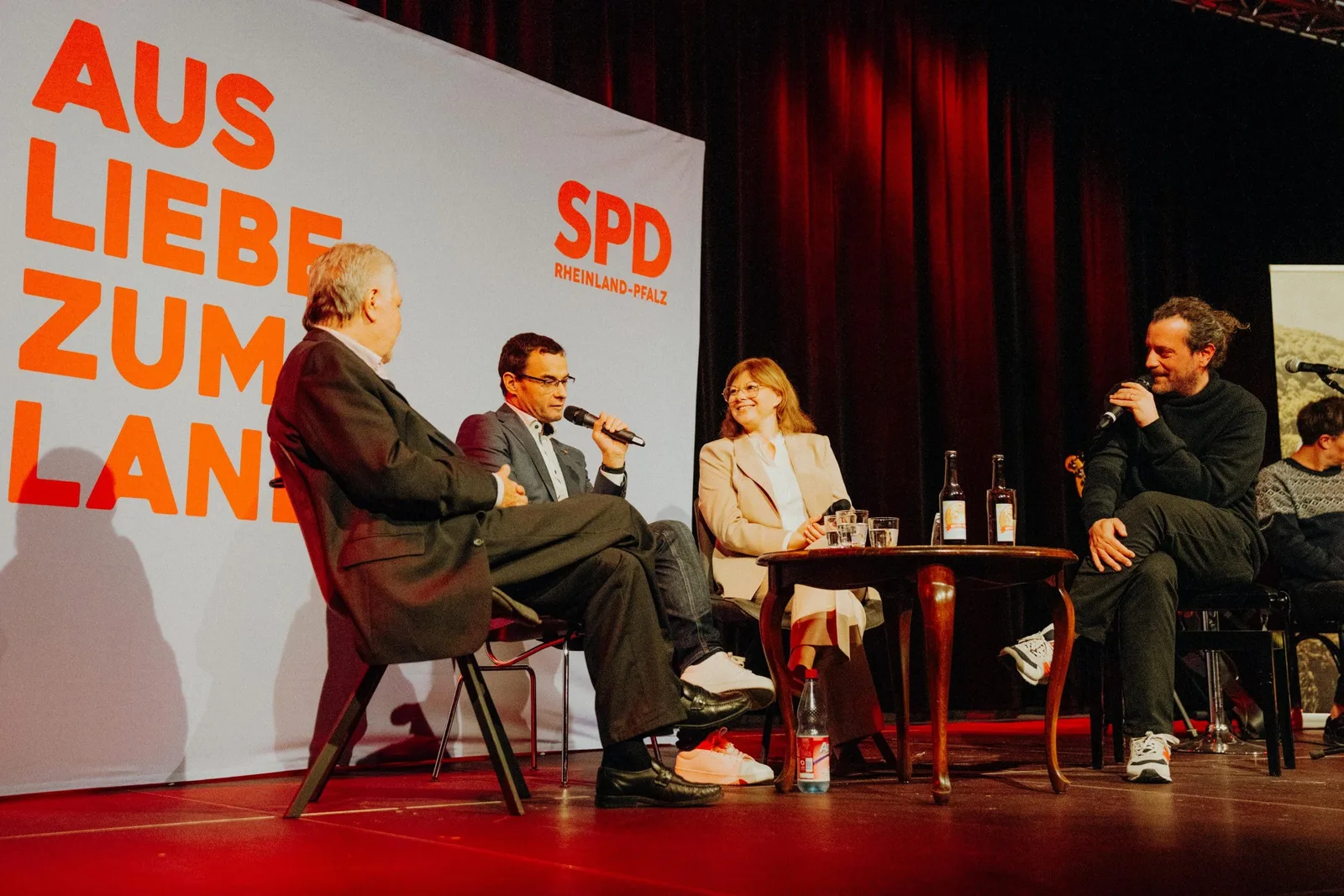 Wenn Beats auf Debatte treffen – Ausnahmeabend im Lincoln Theater