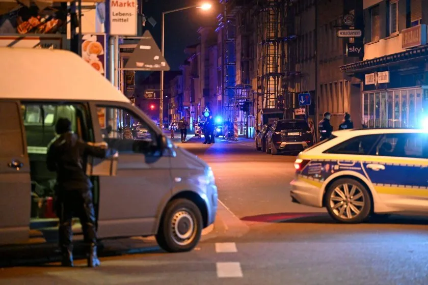 Schüsse vor Bar sorgen für Großeinsatz der Polizei in Worms