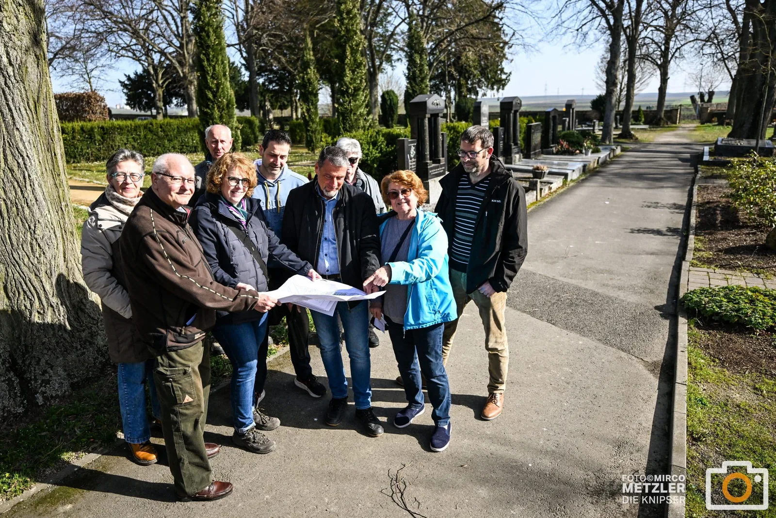 Urnengräber nehmen zu: Friedhof in Westhofen soll weiterentwickelt werden