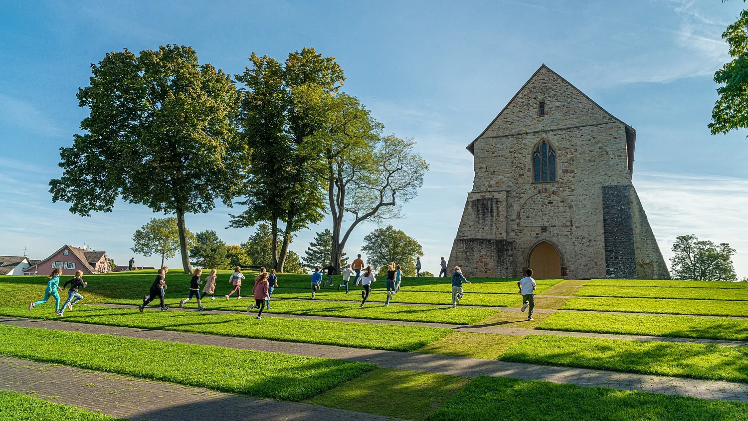 Kirchenrest_Michael_C._Thumm_2023-10-02_1043_D8E4537