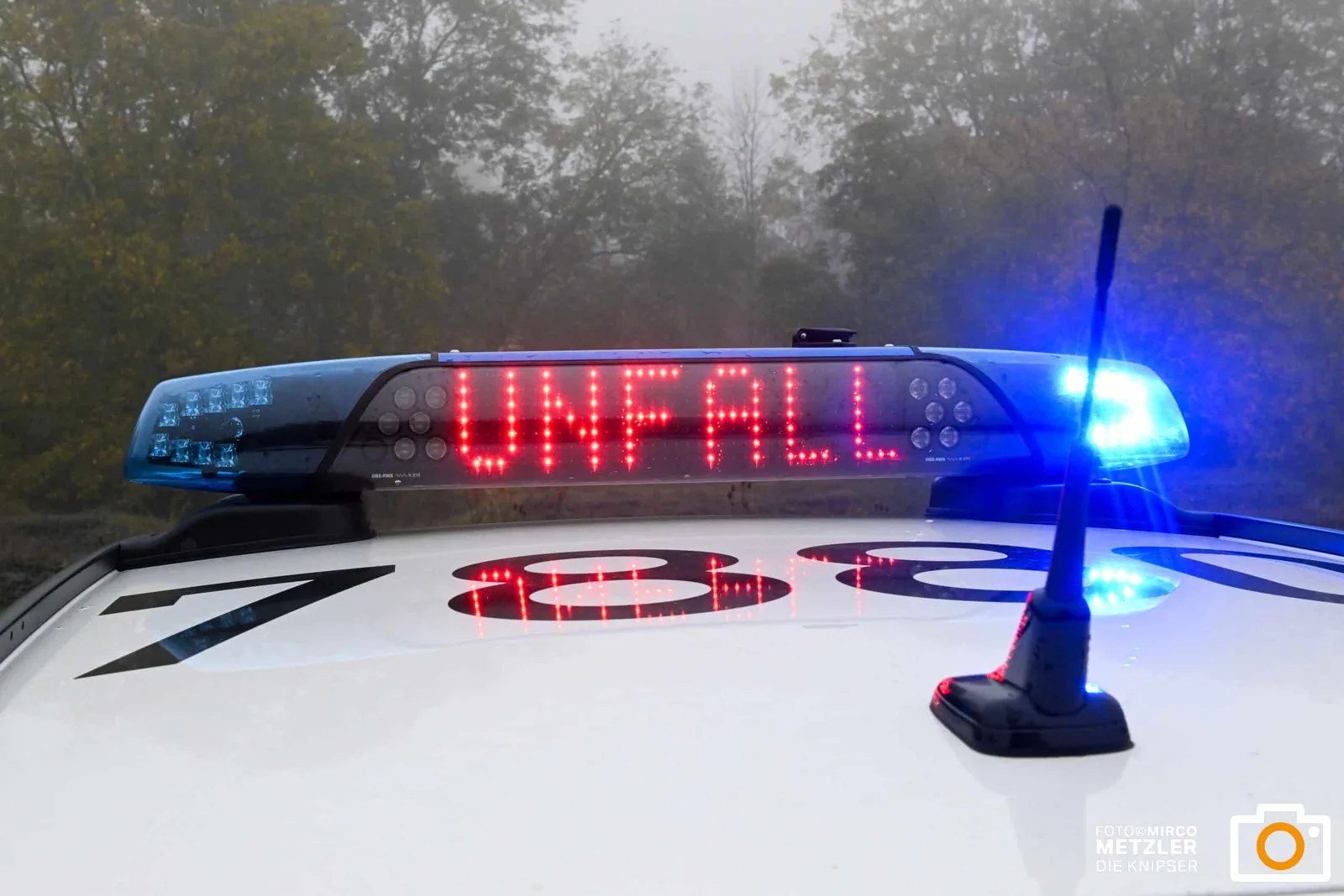 Auto kracht in Alsheim gegen Hauswand – Fahrer offenbar alkoholisiert