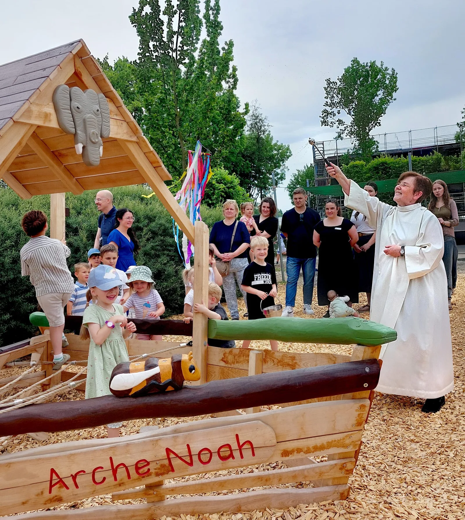 2026-05-30_kita arche noah_sommerfest_segnung_gem-ref martina bugert
