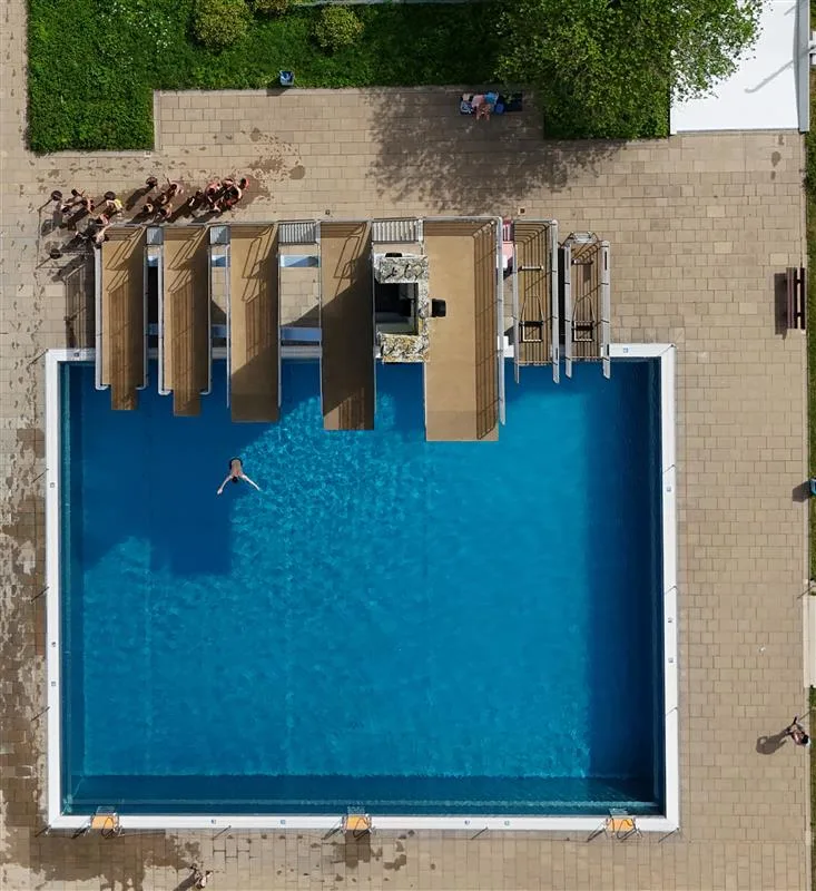 Mut zum Sprung: Kostenloses Training am 10-Meter-Turm im Freibad