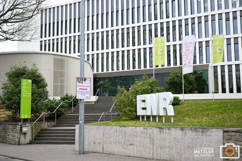 Warnung vor Betrugsversuchen: Falsche EWR-Mitarbeitende an Haustüren unterwegs