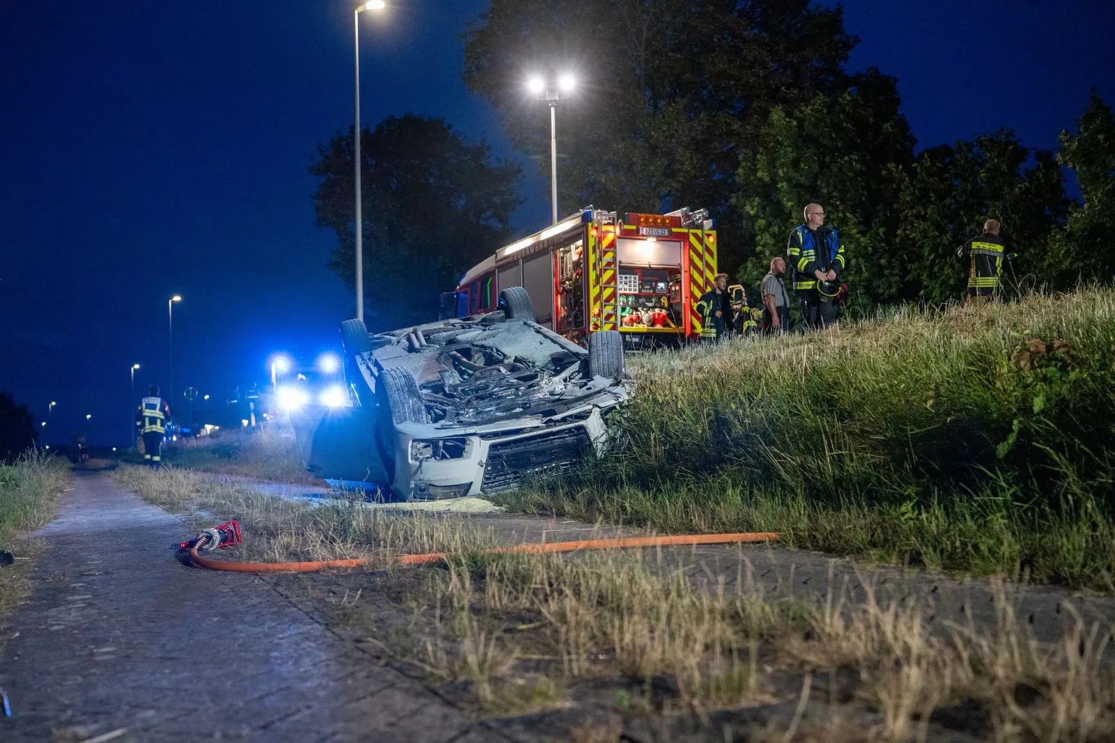 Auto überschlägt sich bei Monsheim – Fahrer offenbar alkoholisiert unterwegs