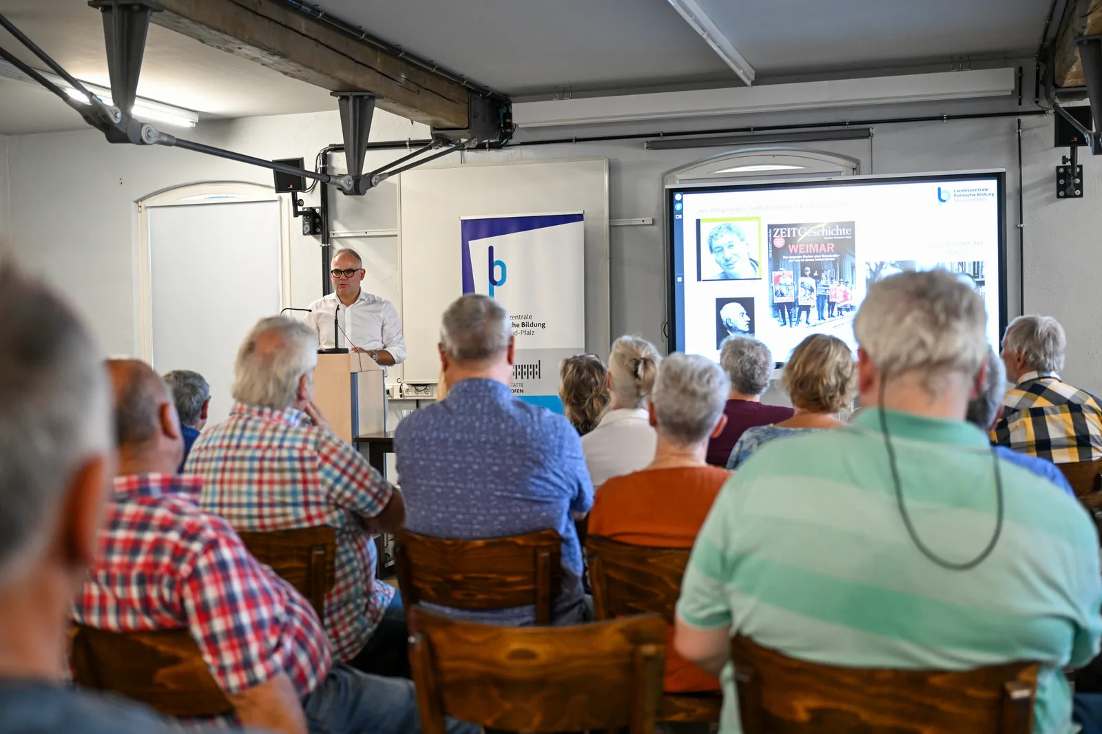 Demokratie in der Krise: Was sich aus dem Scheitern Weimars lernen lässt