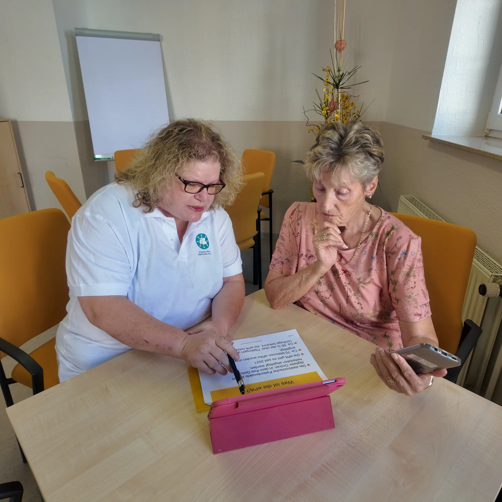 Hilfe bei der elektronischen Patientenakte: Neues Beratungsangebot für Senioren