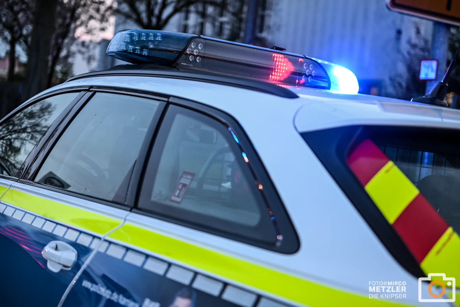 Unfall auf A61 bei Westhofen: Polizei warnt vor gefährlichen Wendemanövern