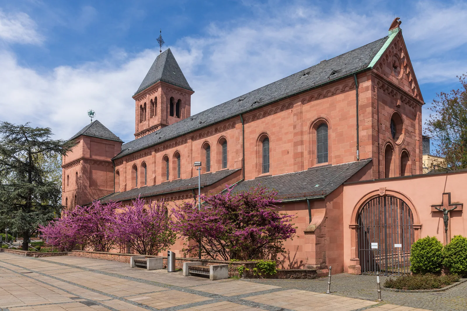 Tiersegnung in der Martinskirche: Haustiere sind beim Gottesdienst willkommen
