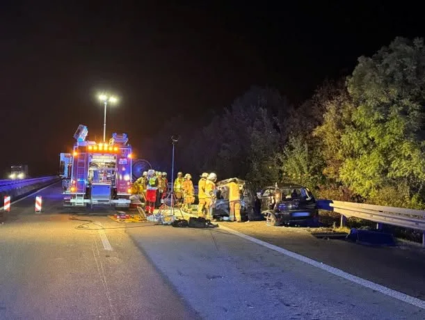 Schwerer Verkehrsunfall auf der A61 bei Worms löst Großeinsatz von Feuerwehr und Rettungsdienst aus