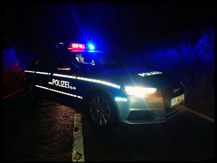 Grünstadt-Asselheim: Alkoholisierte Fahrzeugführerin fährt Schlangenlinien und gerät mehrfach in den Gegenverkehr
