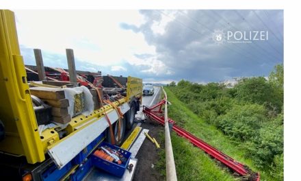 Polizeiautobahnstation Ruchheim – LKW verliert Traverse auf Autobahn