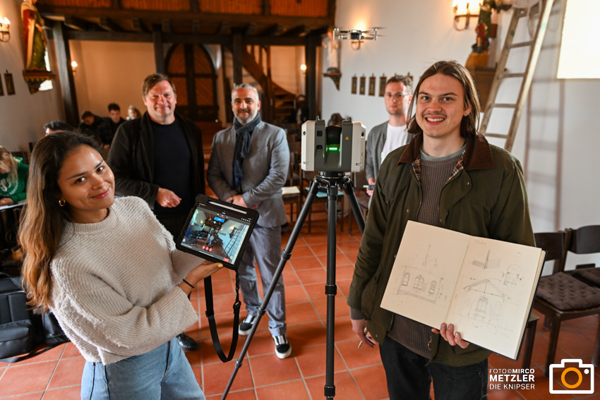 Architektur-Studierende führen digitale Vermessung und 3D-Scan der Klausenbergkapelle in Abenheim durch