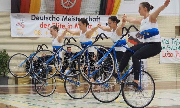 Kunstradvierer des RV Ebersheim kehrt mit Silbermedaille von der Rad-WM in Glasgow zurück