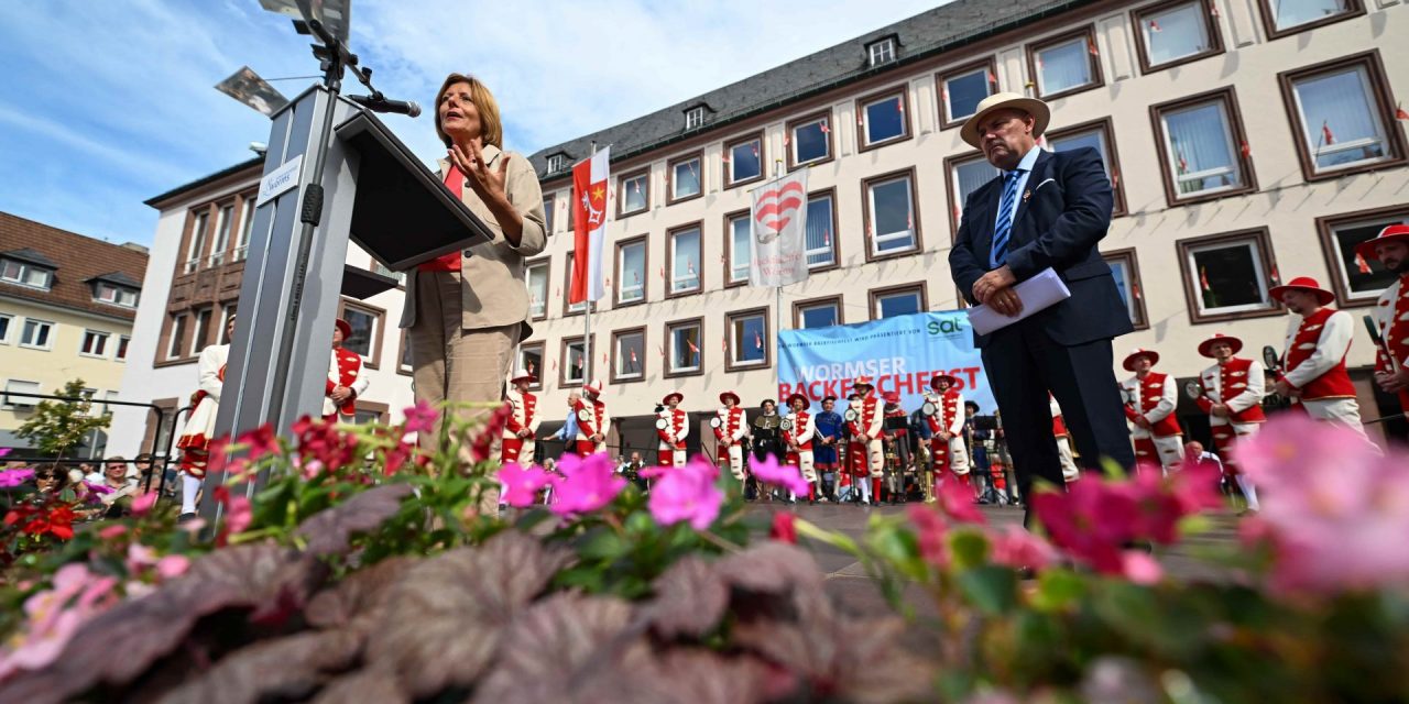 Ministerpräsidentin Malu Dreyer: Backfischfest strahlt über die Landesgrenzen hinaus