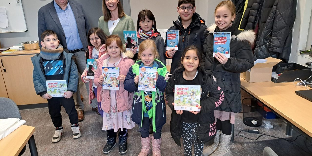 Rotaryclub Worms-Nibelungen unterstützt die Leseförderung in der  Grundschule