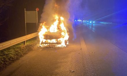 Frankenthal – Fahrzeugbrand nach Auffahrunfall