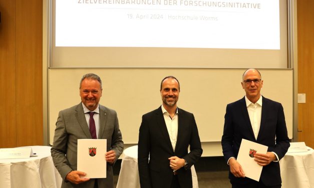 Forschungsinitiative des Landes fördert die Hochschulen Ludwigshafen und Worms mit insgesamt je 750.000 €
