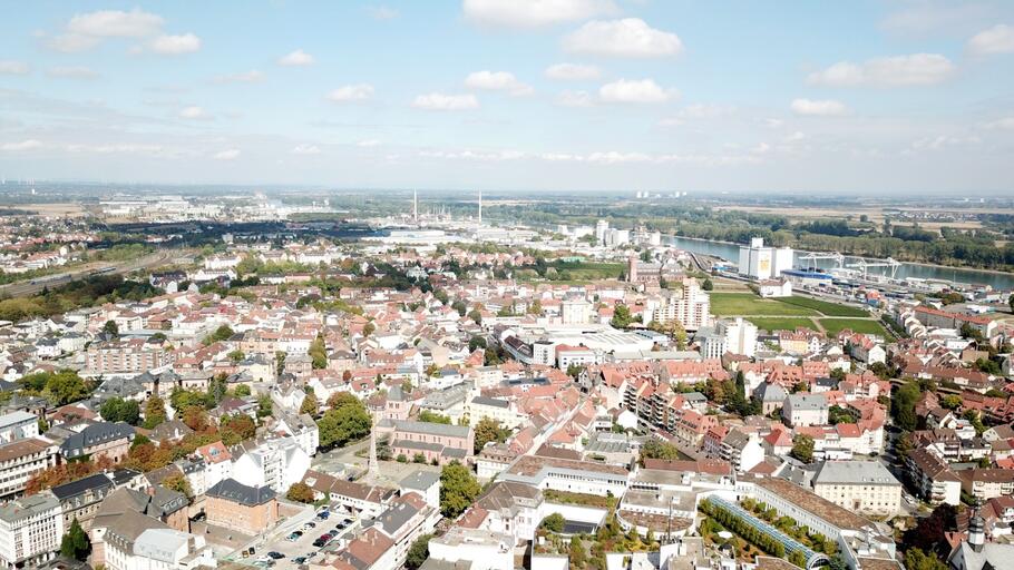 Ferien im Blick: Ausweisdokumente frühzeitig im Bürgerservice beantragen