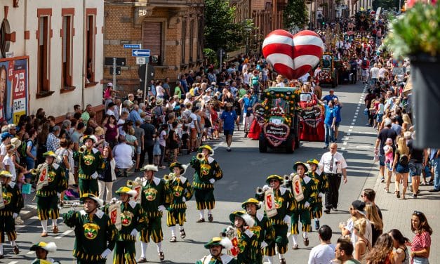 Teil des Backfischfestes werden – jetzt für Umzug, Wormser Abend & mehr anmelden