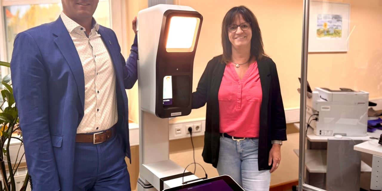 Einwohnermeldeamt Alzey jetzt mit Fotostation: Biometrisches Passbild direkt vor Ort aufnehmen