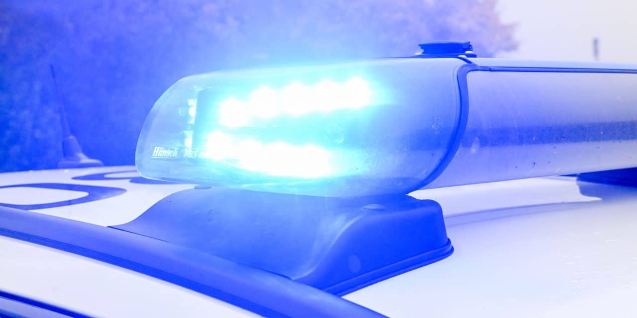 Unfall in Eisenberg – Fahrer flüchtet vom Tatort