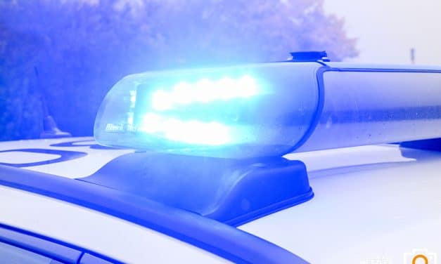 Unfall in Eisenberg – Fahrer flüchtet vom Tatort