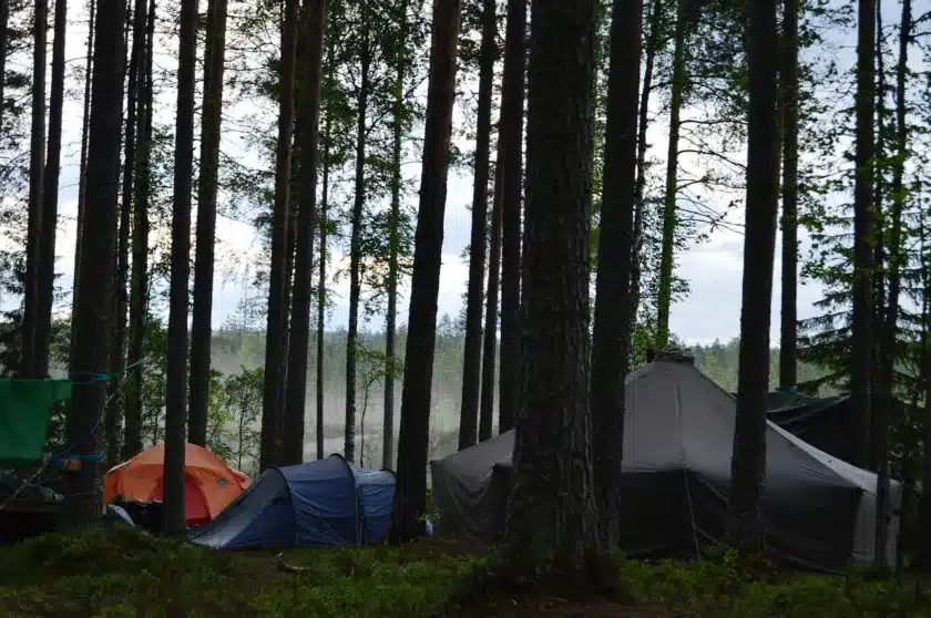 Herbst-Zeltlager in Nieder-Wiesen mit Gänsehaut-Garantie