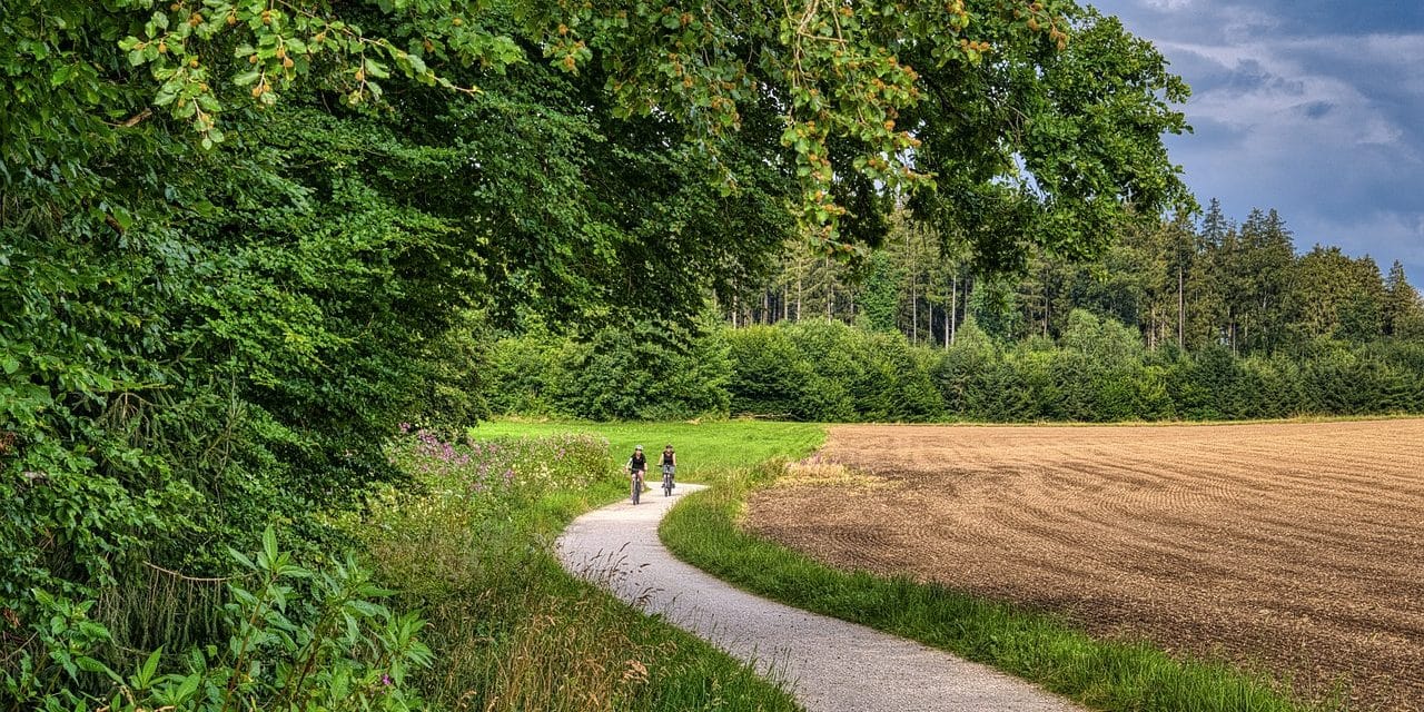Radweg am Eisbach wird allwettertauglich
