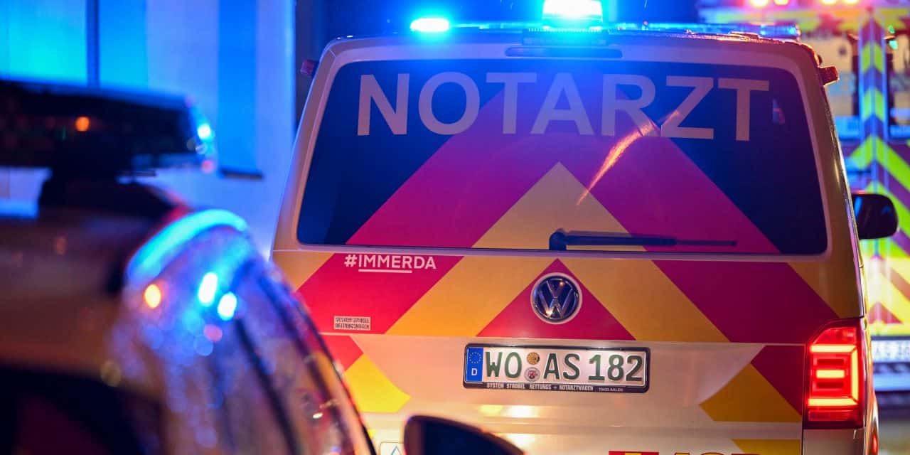 Mit Vollgas ins Unglück: Illegales Rennen endet im Unfall