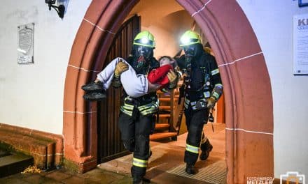 Realitätsnahe Großübung in Westhofen: Feuerwehr trainiert komplexes Einsatzszenario mit 90 Kräften