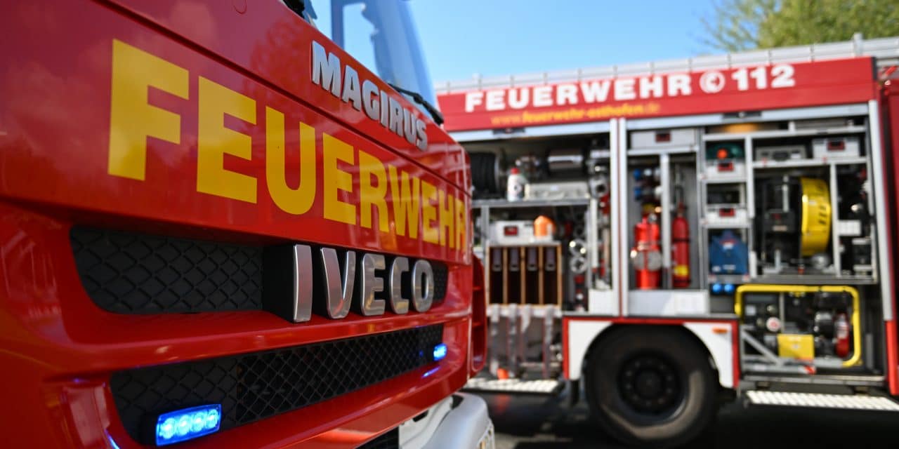 Orbis – Dachstuhlbrand reißt Einfamilienhaus in Flammen