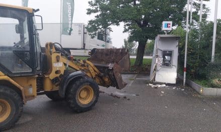 Mit dem Bagger zum Geld: Versuchter Geldautomaten-Aufbruch in Worms