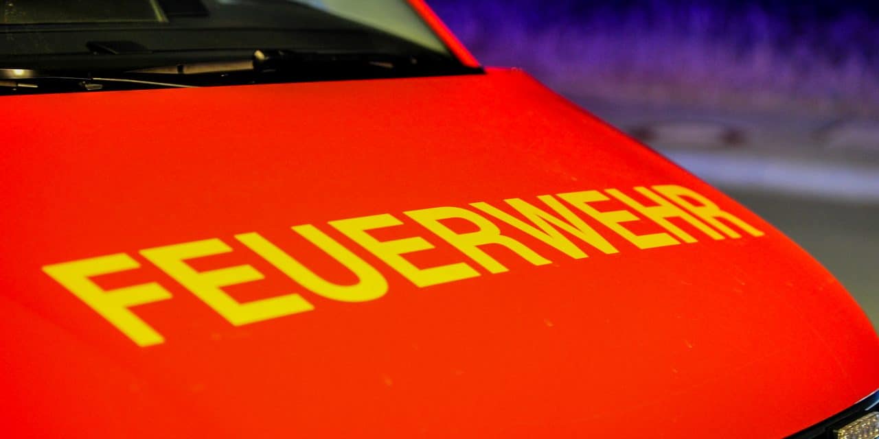 Verkehrsunfall mit Verletzten – Gaffer verursachen Folge-Crash