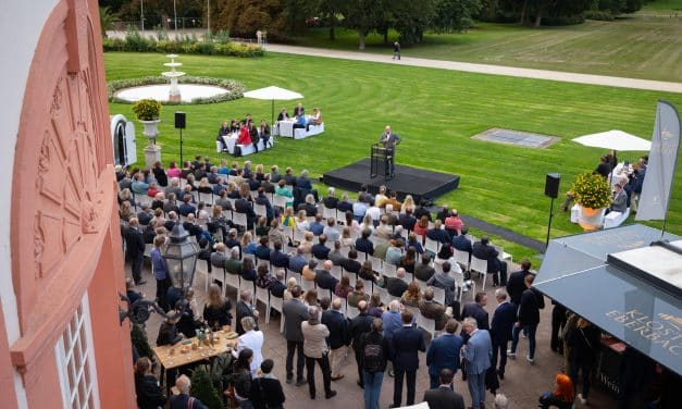Hessen startet Nachhaltigkeitsallianz: Erfolgreicher Auftakt beim ersten Nachhaltigkeitsempfang mit 400 Gästen
