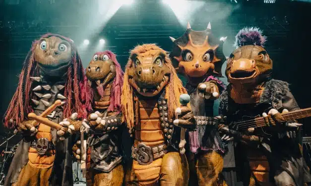 Heide Park bebt – HEAVYSAURUS live zu Halloween