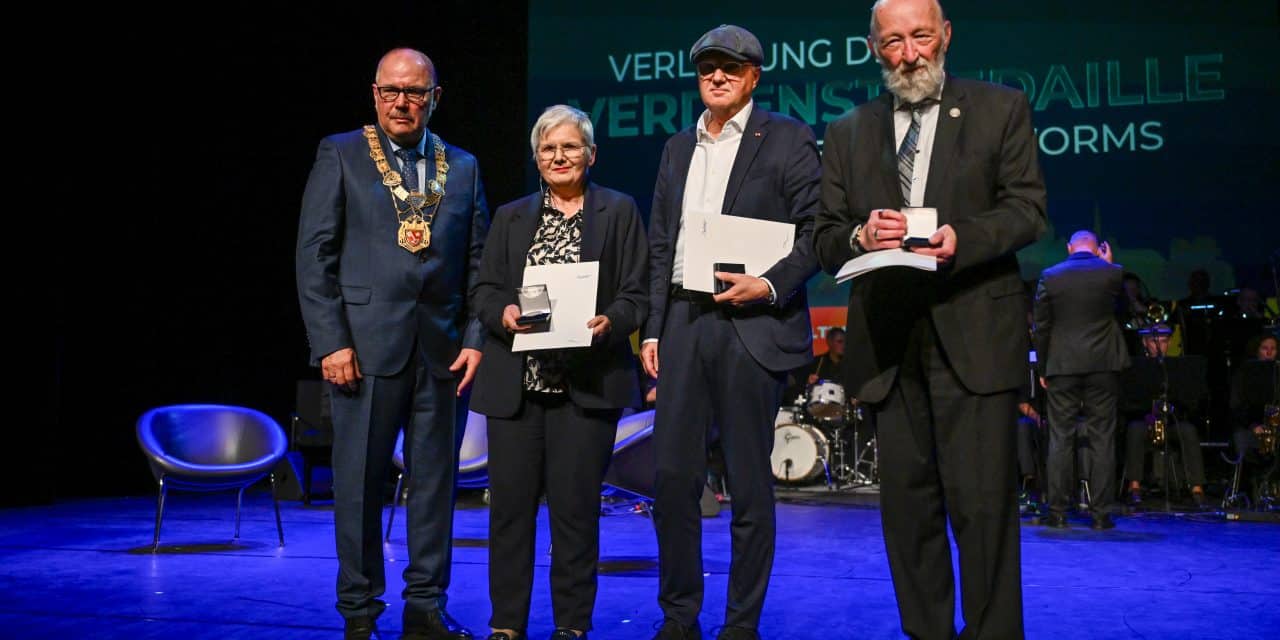 „Wormsliebe verbinden – Stadt ehrt Engagement beim Jahresempfang“