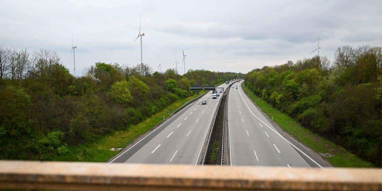 Steinwurf aus dem Nichts – Polizei bittet nach gefährlicher Aktion bei Armsheim um Hinweise