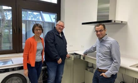 Dirk Beyer und Waldemar Herder zu Besuch an der Wormser Volkshochschule