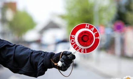 A61 bei Dorsheim: Polizei erwischt Lkw mit Tempo-Exzess