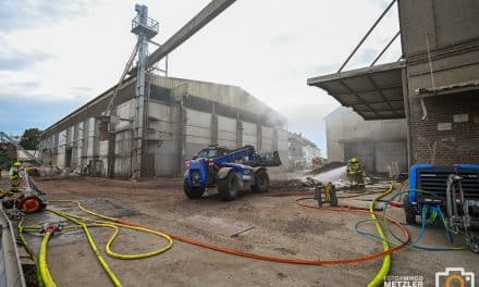 Aufwändige Nachlöscharbeiten nach Schwelbrand in der Hafenstraße abgeschlossen