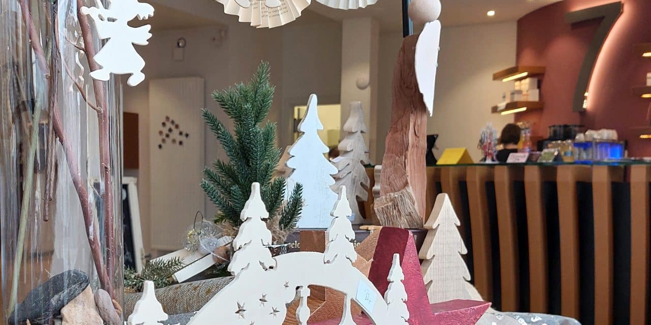 Ein Euro mehr schenkt Wärme: Vorweihnachtsaktion für Obdachlose im Café gleis7