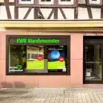 EWR eröffnet Kundencenter in Bensheim und gewinnt Stadtverwaltung als neuen Stromkunden
