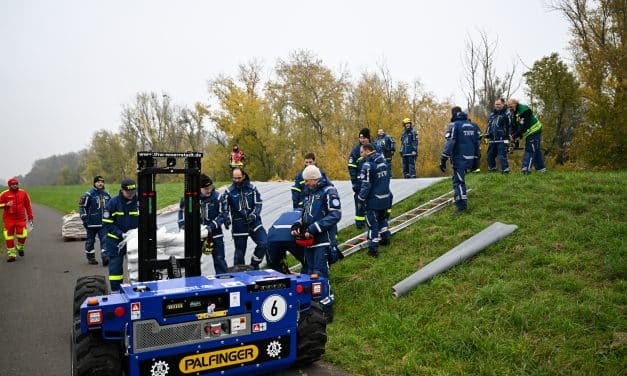 Katastrophenschutz übt den Ernstfall: Deichbruch im Altrheingebiet simuliert