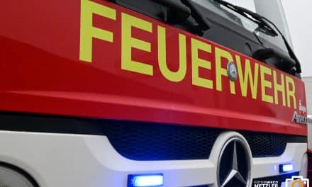 Feuer in Fahrzeughalle der Rettungswache Kirchheimbolanden: Hoher Sachschaden, keine Verletzten