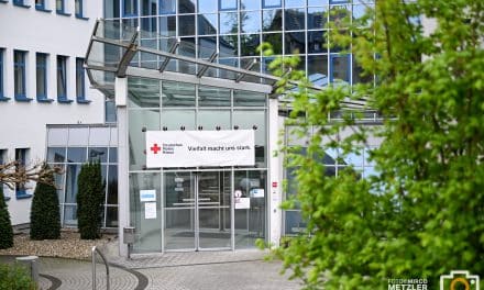 Angriff auf Notaufnahme des Alzeyer Kreiskrankenhauses – Personal flüchtet auf Vordach