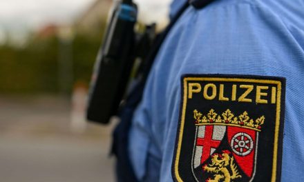 Diebstahl von Eintrittskarten und Bargeld aus Musikgeschäft in Bad Dürkheim