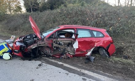 Schwerer Unfall auf der B271 bei Forst/Mirrhe – drei Personen schwer verletzt
